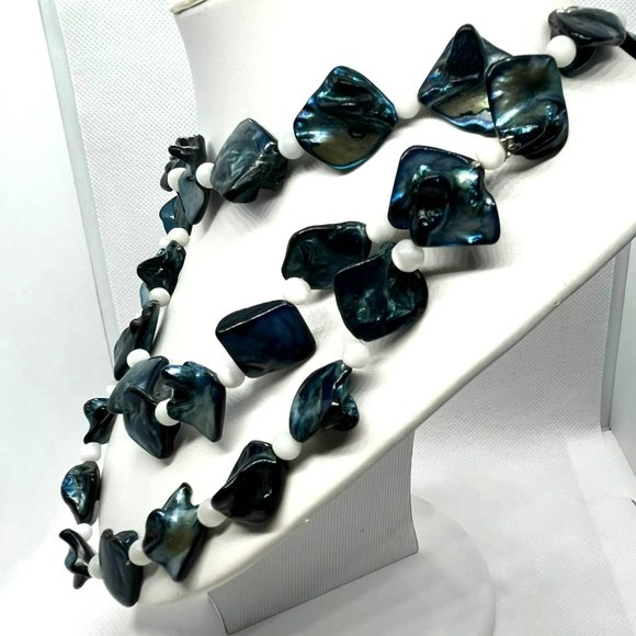 Teng Yue Fresh Water Pearls Blue Mother‎ of Pearl 3 Layer Silver Tone Necklace - Picture 7 of 10